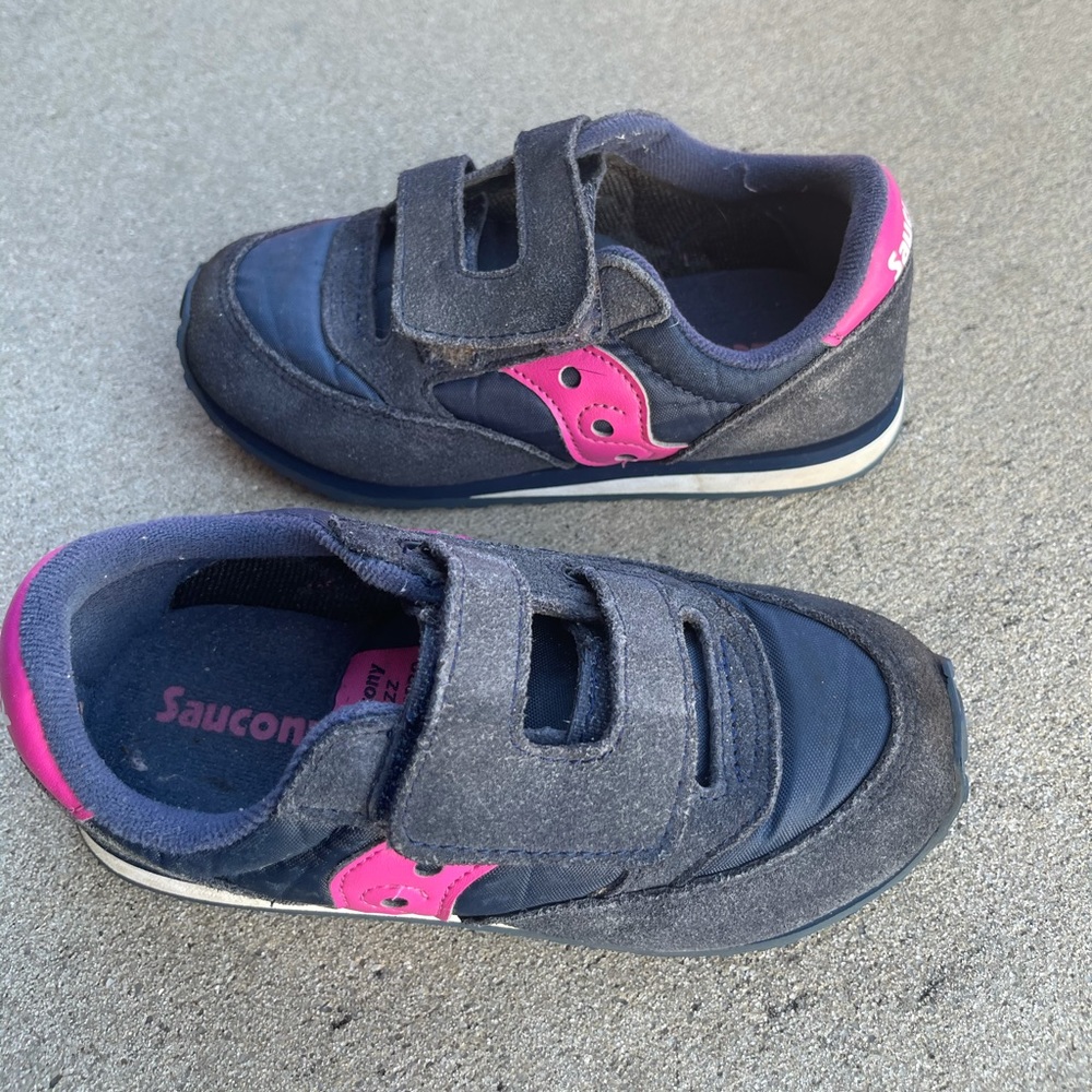 Saucony kids sneakers